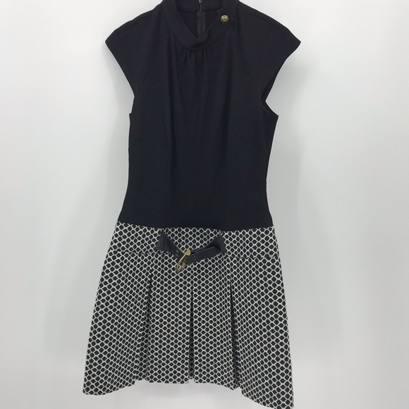 Laundry By Shelli Segal Dresses & Skirts - Laundry By Shelli Segal  Belted Pleated Dress